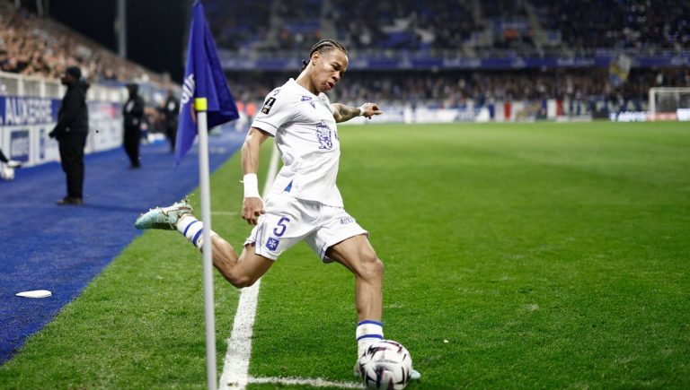 La chronique de l'AJA : Kévin Danois et l'équipe de France Espoirs arrivent au stade Abbé-Deschamps - ICI