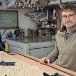 L'Antre à Verre à Vallière : la transmission du savoir-faire - ICI