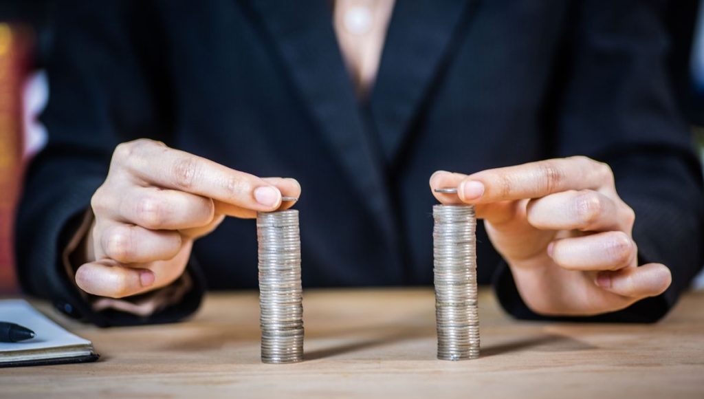 Égalités salariales : avancées et défis entre femmes et hommes en 2023