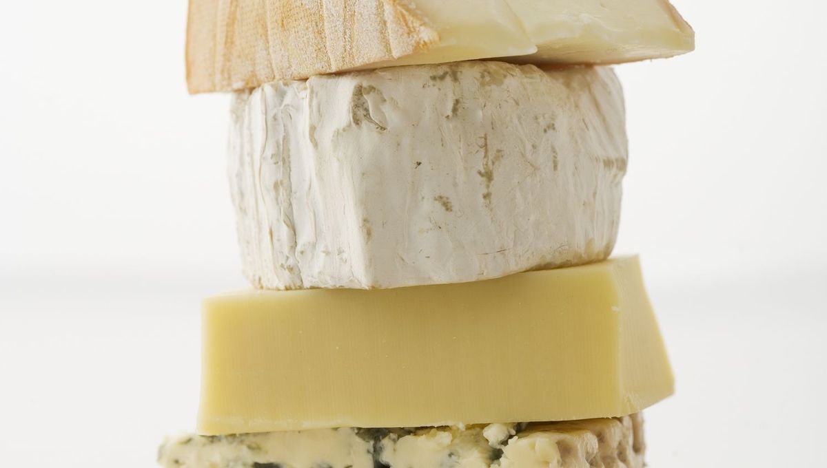 Journée nationale du fromage : faut-il vraiment éviter de manger les croûtes ?