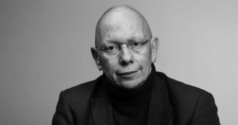 "Penser à autrui n’est pas un geste innocent ou spontané, c’est un art délicat, vital et politique".