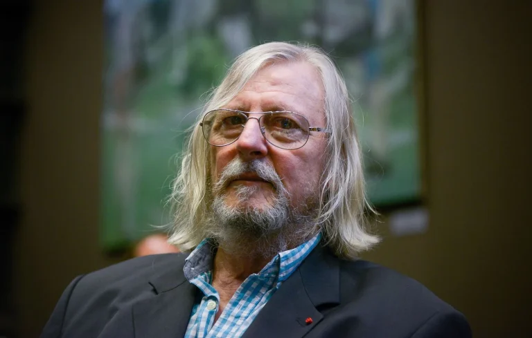 Pour les compagnies aériennes, la hausse des prix des billets d’avion est «…