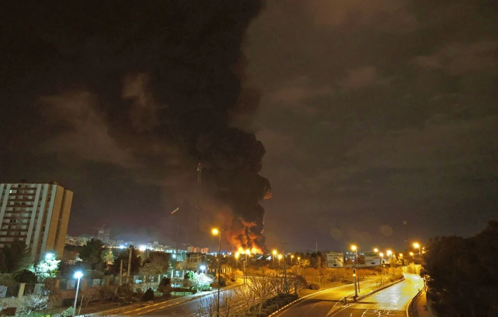 Guerre en Iran : analyse des vidéos des rues en feu de Téhéran