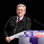 « Pas antisémite », Mélenchon déclare qu’Epstein « n’avait aucune religion »