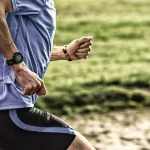 Montre de sport outdoor : critères essentiels pour bien choisir votre modèle