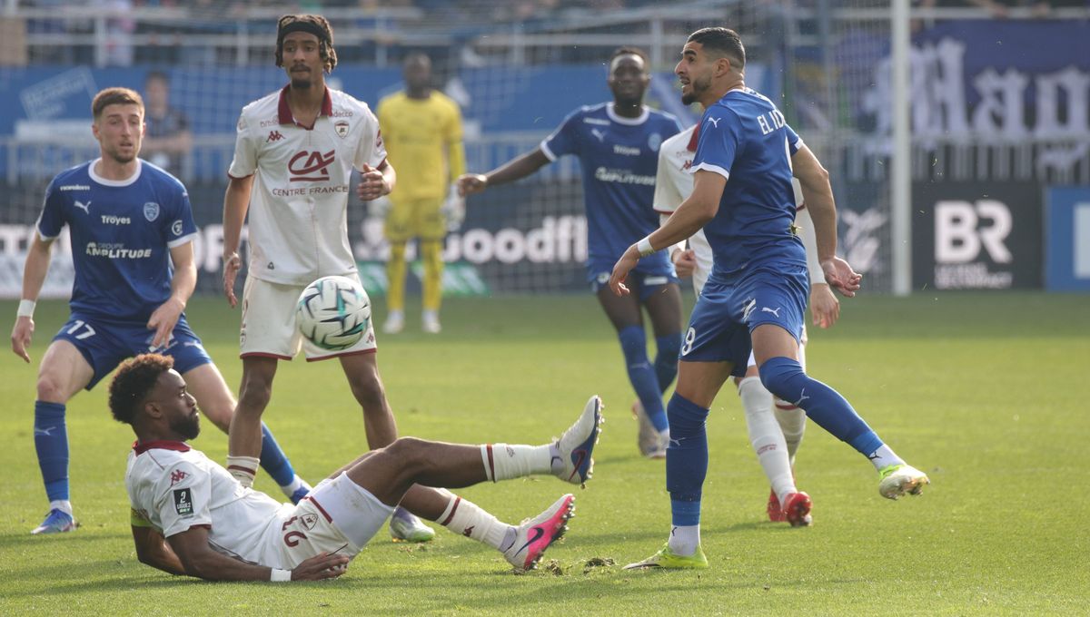 Ligue 2 : Clermont Foot perd un précieux succès face à Troyes en fin de match