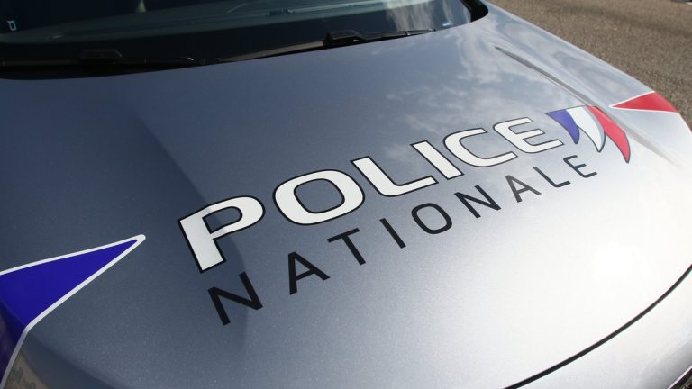 Une femme alcoolisée attaque un bureau d'assurance à Agen avec un caillou