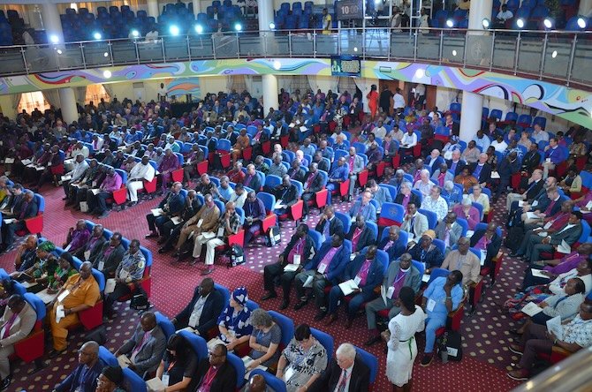 Les dirigeants de nombreuses &Eacute;glises anglicanes assistent &agrave; un office religieux en marge de leur r&eacute;union de la Communion anglicane, &agrave; Abuja, au Nigeria, le mercredi 4 mars 2026
