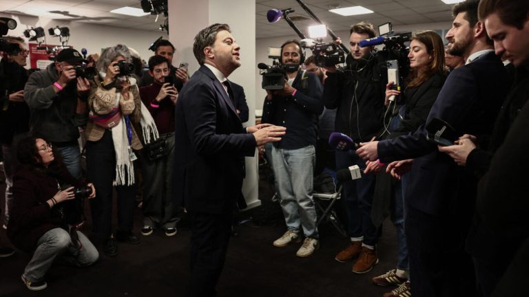 Municipales : Marseille en tête-à-tête, Paris sous tension au premier tour des élections