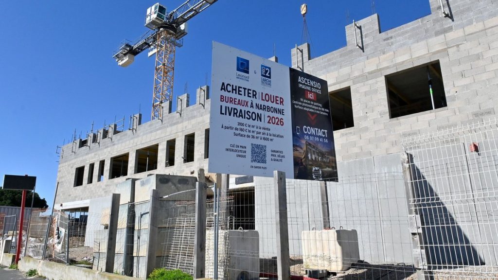Construction d'un nouveau centre d'affaires à la sortie de l'A9 à Narbonne