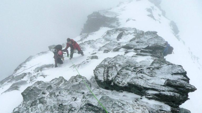 En Autriche, un homme condamné pour la mort de sa compagne soulève des questions sur la responsabilité en montagne