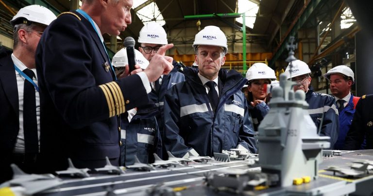 À Grandvillars, Selectarc collabore à la construction du porte-avion France libre.