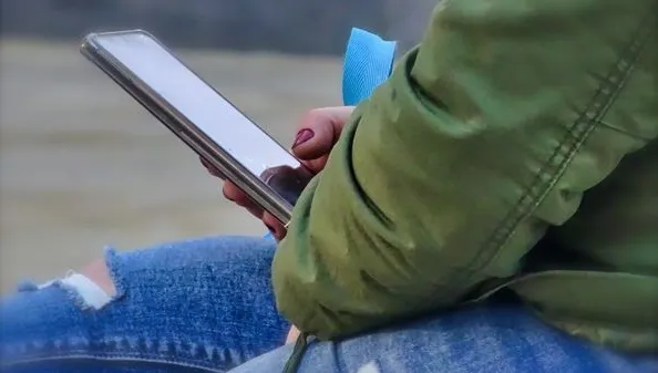 Le design addictif : une stratégie pour fidéliser les utilisateurs aux services numériques