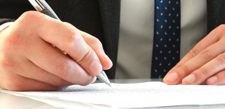 Parquest cède le contrôle d'Aserti à Chequers, marquant son quatrième exit en un an