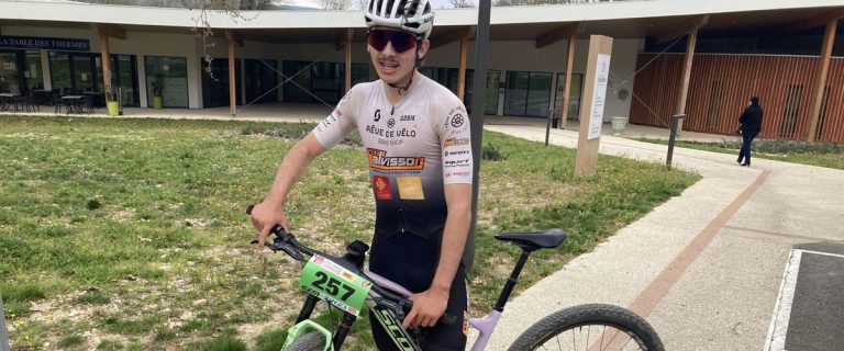 VTT : Enzo Matéo de l'Hérault s'impose face à Arnaud Belossat du Gard au XC des Thermes