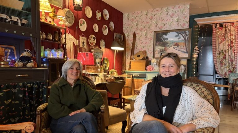 Cafés mémoire : un refuge pour les personnes touchées par Alzheimer
