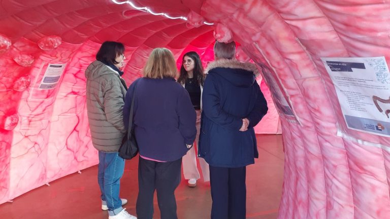 Mars bleu : Le 'Côlon Tour' lève le voile sur le cancer colorectal pour sensibiliser