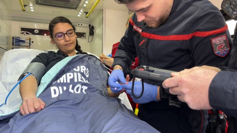 Les pompiers du Lot adoptent un nouveau système de tablette pour améliorer leurs interventions