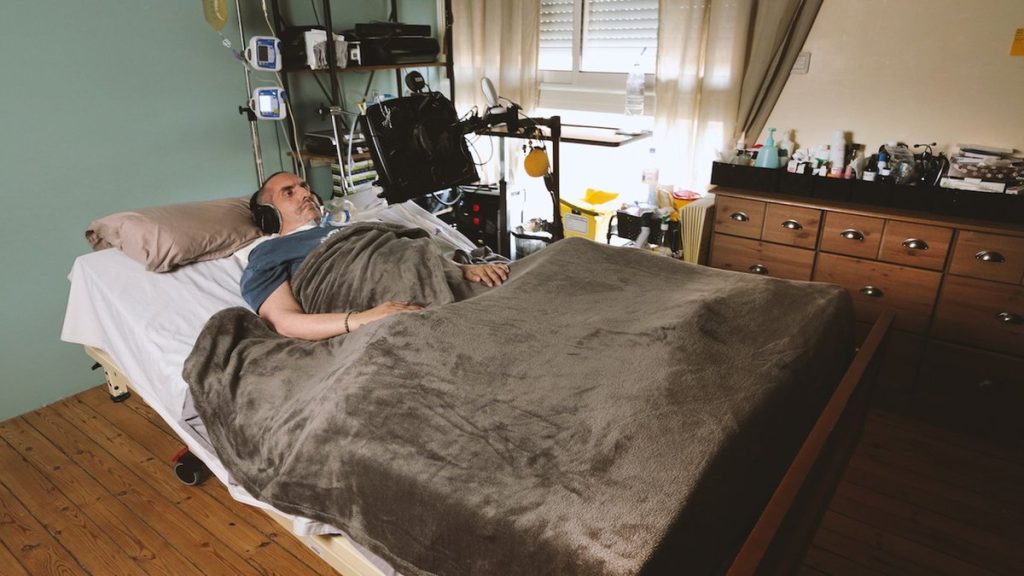 Pourquoi cette légende du rap malade remercie le premier youtubeur de France ?