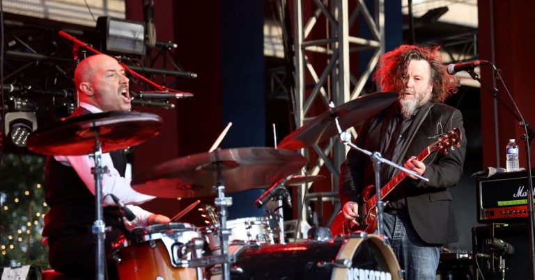 The Inspector Cluzo revient à Mont-de-Marsan pour enflammer les arènes landaises