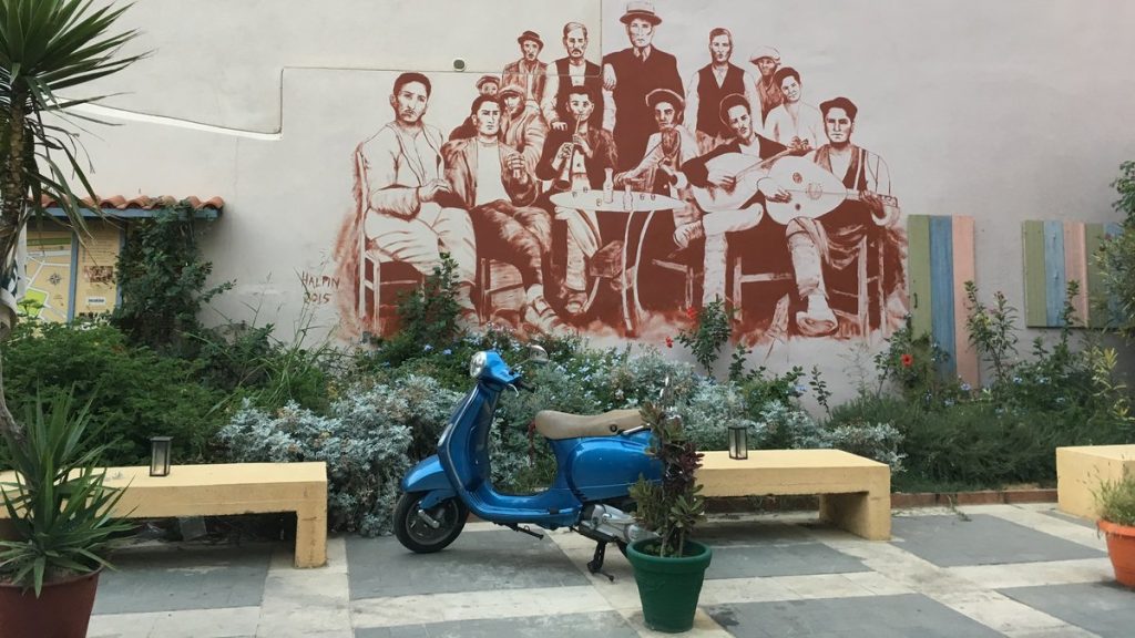Héraklion, capitale de la Crète, transforme ses rues en galerie d'art moderne en pleine évolution