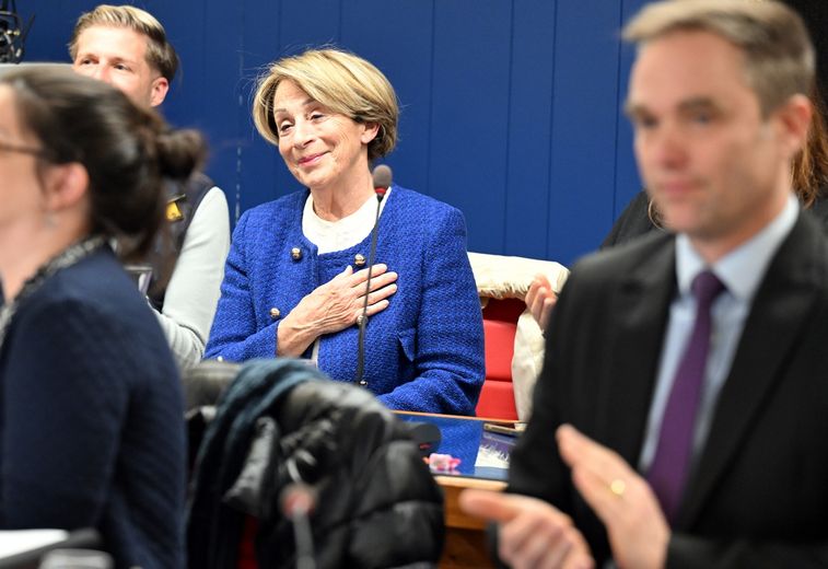 Brigitte Barèges, inéligible, a reçu une ovation de la majorité.