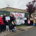 Sous la pluie, les parents de l'école Marie Curie s'engagent : 'On parle de nos enfants'