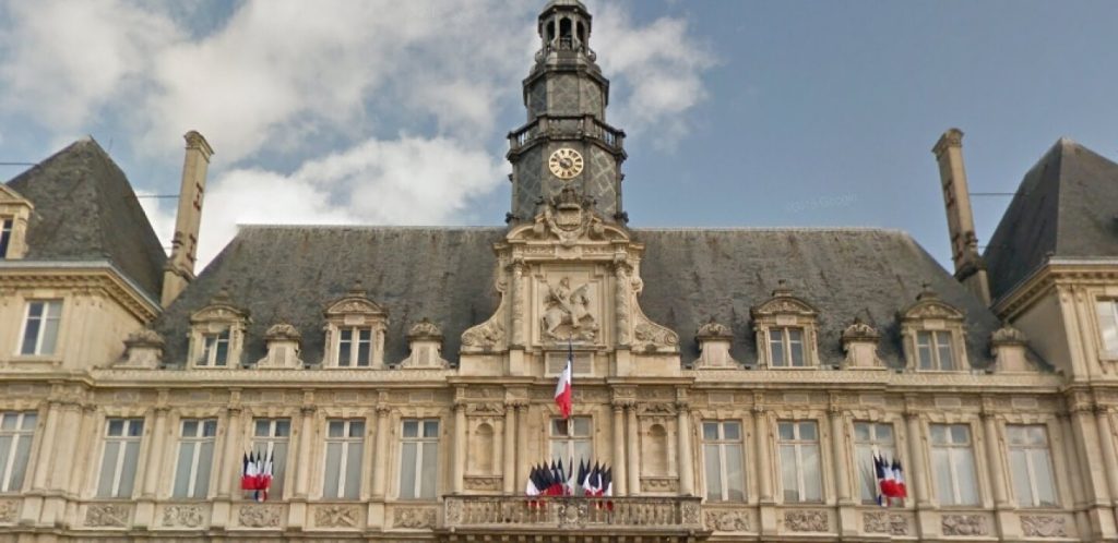 Les agents des collectivités suscitent l'intérêt des assureurs en santé et prévoyance