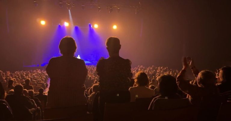VIDÉO - Le batteur de la tournée Balavoine ma bataille en concert dans sa ville