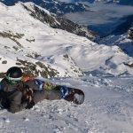 Un snowboardeur britannique meurt après une chute de 100 mètres en hors-piste dans les Alpes