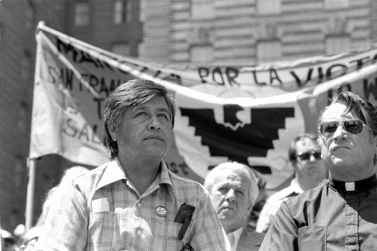 César Chavez, figure emblématique des ouvriers agricoles latinos, accusé de viols