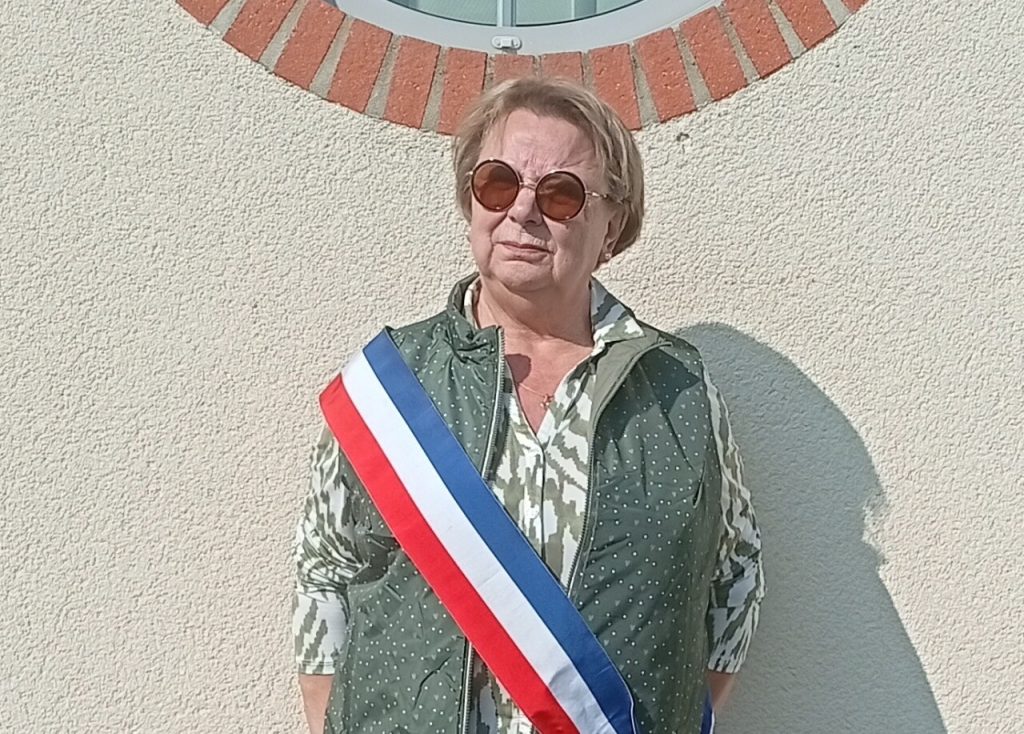 Nadine Lelièvre élue nouvelle maire de Fyé : c'est la première femme à occuper ce poste