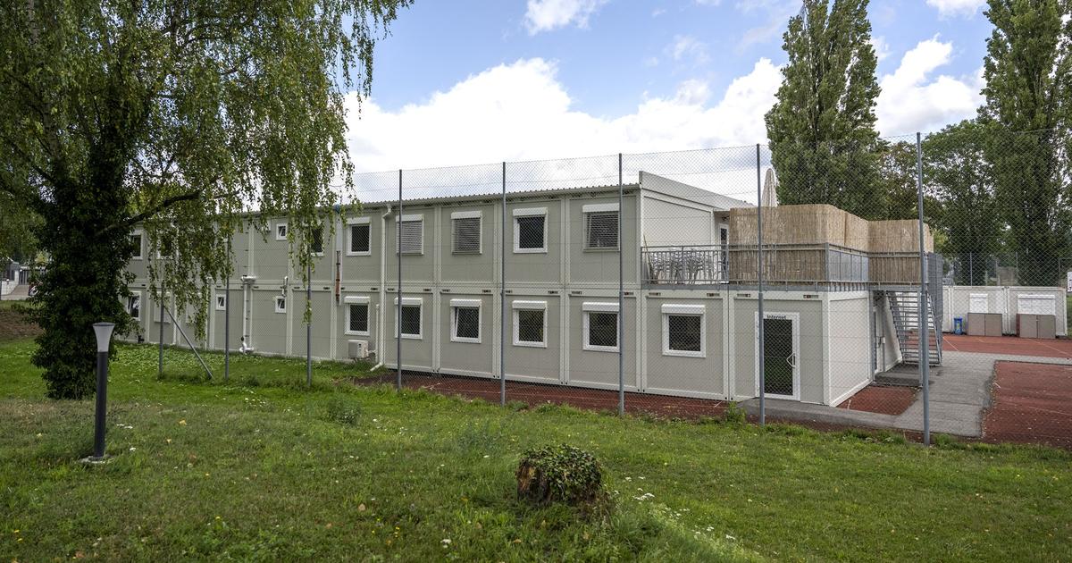 Le canton de Berne installe des containers pour réduire la surpopulation carcérale.