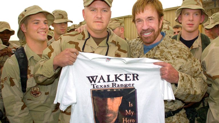 Chuck Norris : un héritage cinématographique de la Centrafrique à l'Ouganda