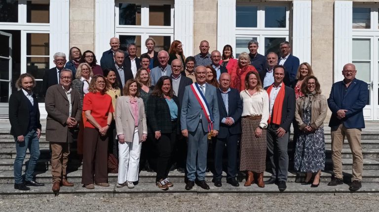 Gradignan : Michel Labardin devient le nouveau maire élu par le conseil municipal