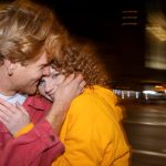 L'évolution du coup de foudre : Les plateformes de rencontre redéfinissent l'amour moderne