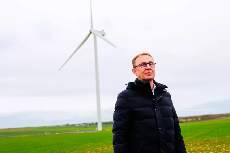 Municipales 2026 : 10 élus engagés dans la transition écologique échappent au retour de bâton