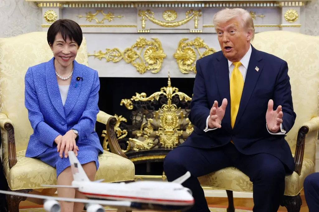 Sanae Takaichi renforce ses liens avec Donald Trump entre Tokyo et Washington