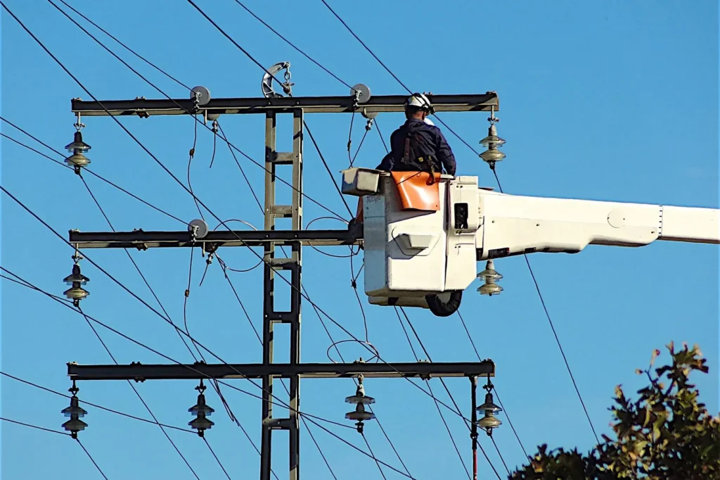 Panne électrique majeure en Espagne : un mélange de facteurs à l'origine des surtensions