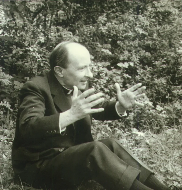 Le père Henri Caffarel, fondateur des Équipes Notre Dame, reconnu vénérable par l'Église.