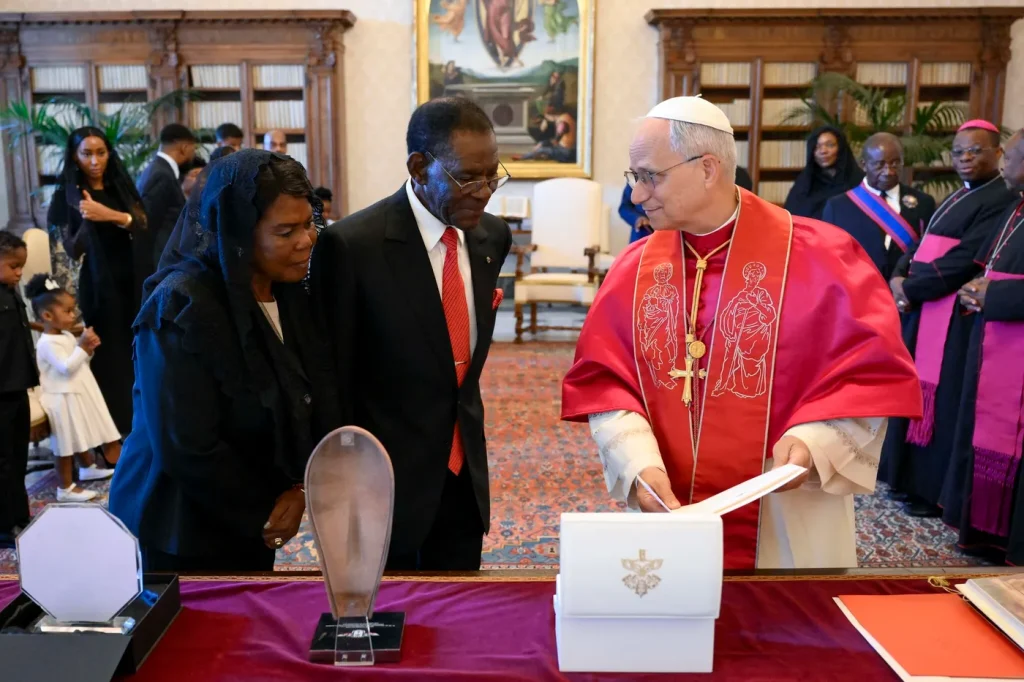 Visite du pape en Guinée équatoriale : débat sur la contribution financière demandée aux habitants
