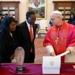Visite du pape en Guinée équatoriale : débat sur la contribution financière demandée aux habitants