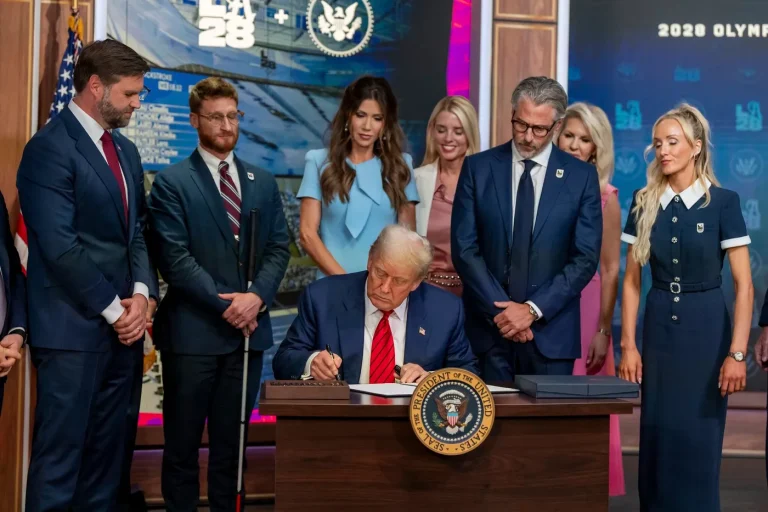 JO 2028 : le CIO réintroduit les tests chromosomiques pour les compétitions féminines