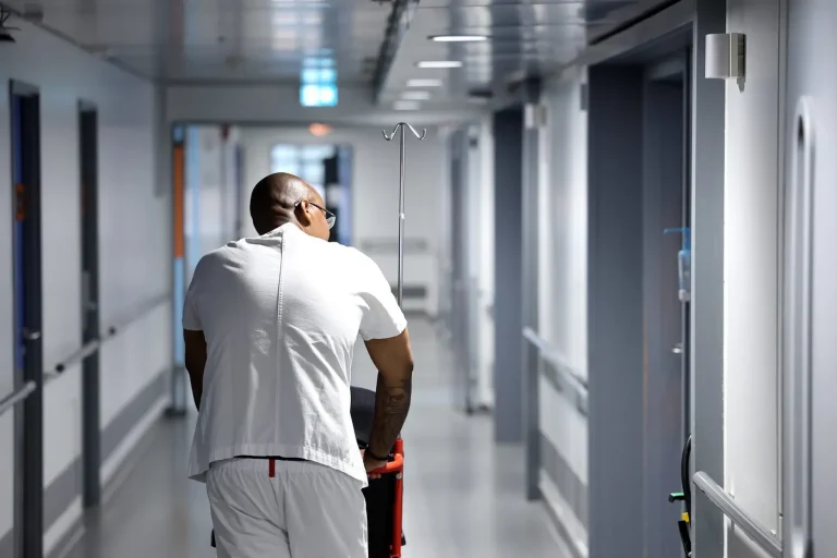 Espagne : une jeune femme paraplégique euthanasiée à sa demande malgré l'opposition de son père