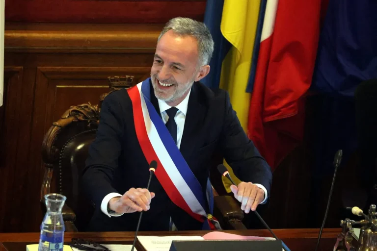 Agressions périscolaires : Emmanuel Grégoire promet des décisions rapides et concrètes