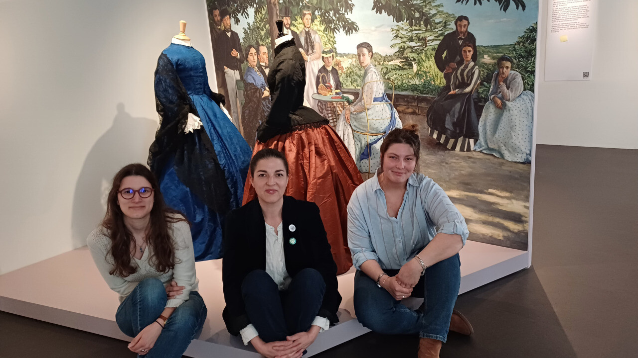 « Sois belle et tais-toi ! » : la mode et la condition des femmes au musée de Vire Normandie