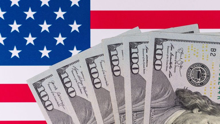 Guerre au Moyen-Orient : les États-Unis menacent l'hégémonie du pétrodollar