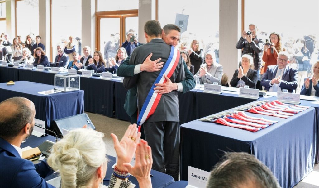 Raphaël Prats devient officiellement maire de Conflans-Sainte-Honorine