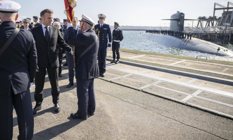 Macron propose une dissuasion nucléaire pour l'Europe