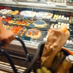 À 28 ans, elle devient responsable chez Leclerc après un CAP, malgré un bac raté : son salaire